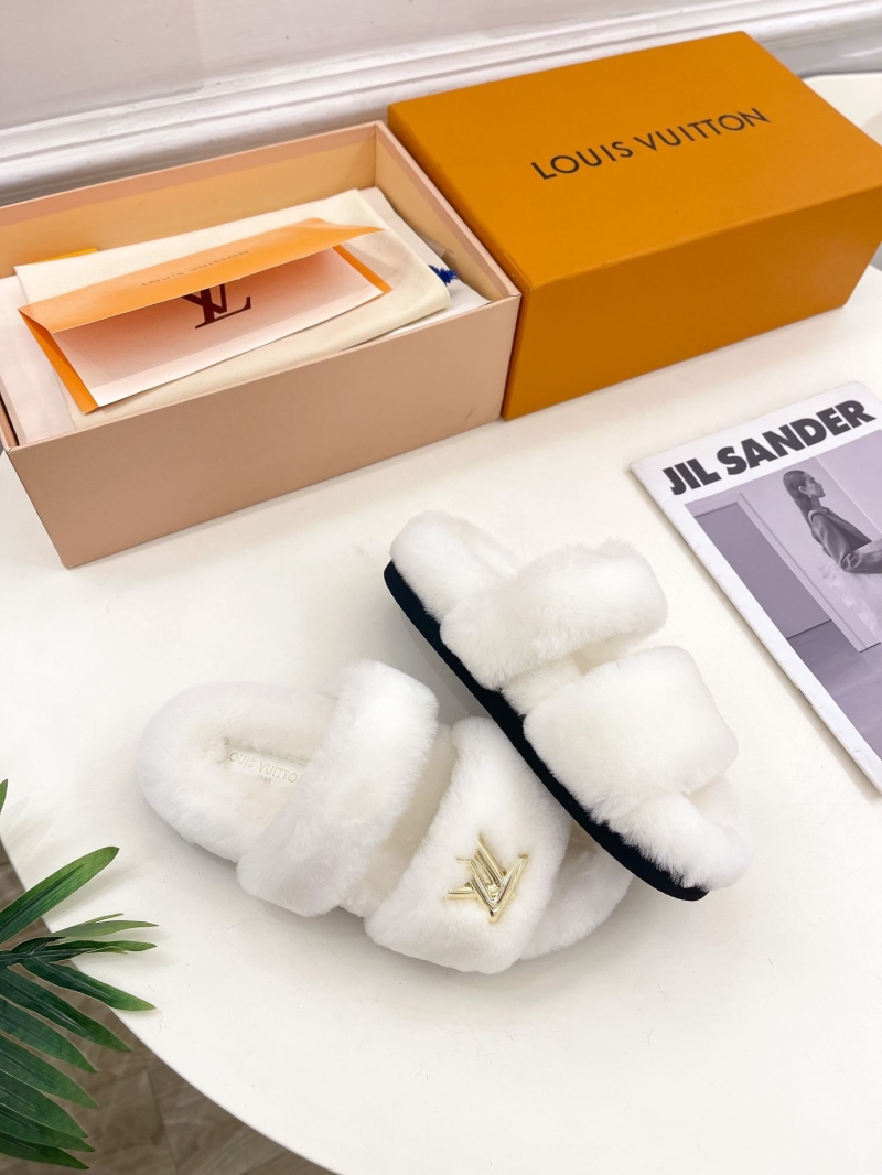 Louis Vuitton Slippers